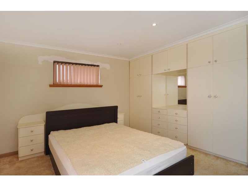 13 Manly Grove, Hayborough SA 5211