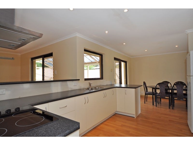 13 Manly Grove, Hayborough SA 5211