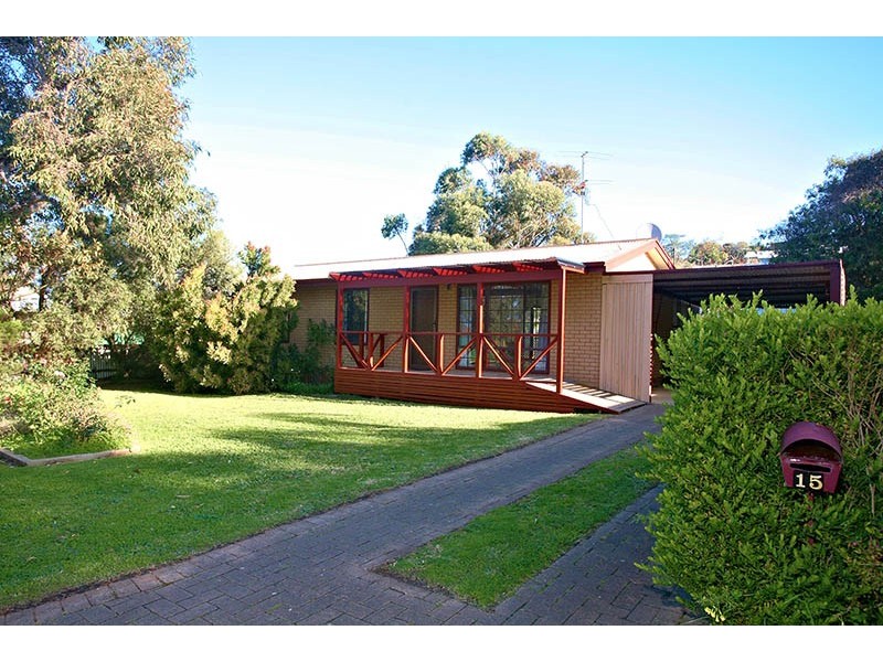 15 Higgins Street, Encounter Bay SA 5211