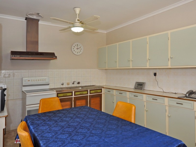 87 Canterbury Road, Victor Harbor SA 5211