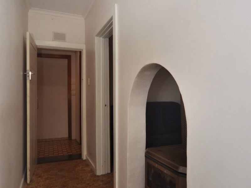 87 Canterbury Road, Victor Harbor SA 5211