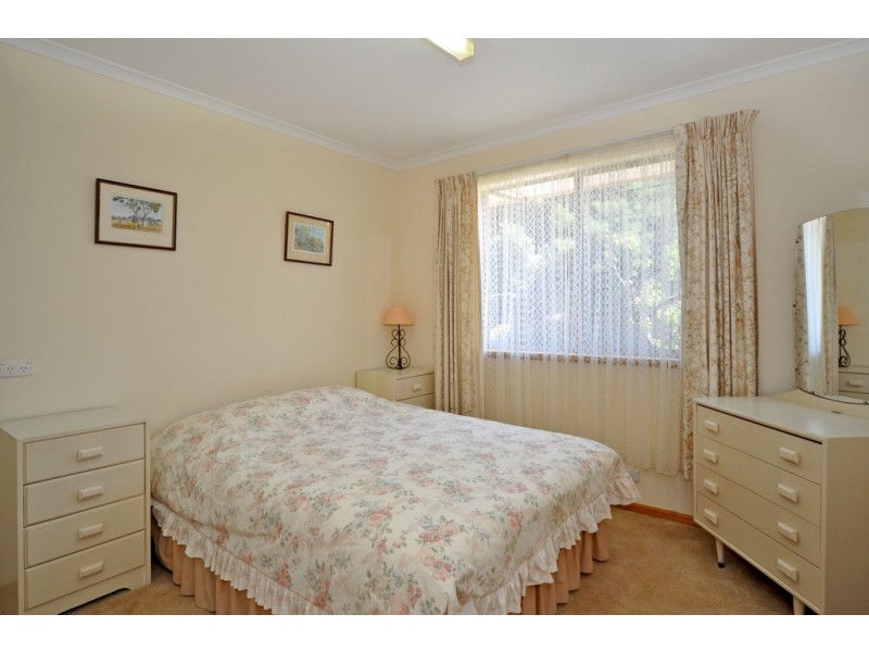 5 Narinna Avenue, Hayborough SA 5211