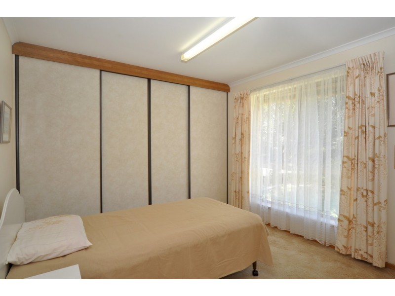 5 Narinna Avenue, Hayborough SA 5211