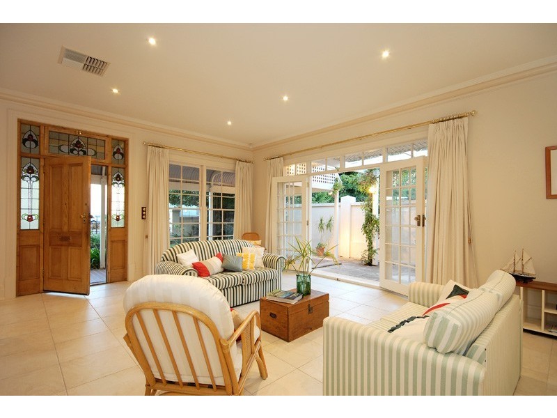 45 Newland Street, Victor Harbor SA 5211