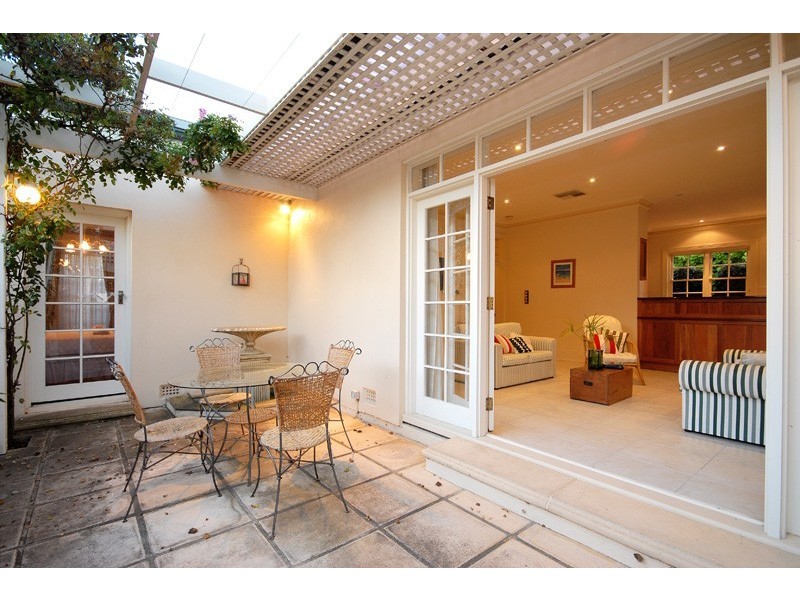 45 Newland Street, Victor Harbor SA 5211