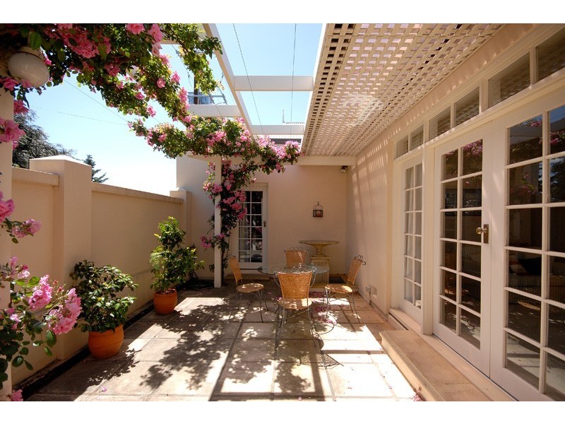 45 Newland Street, Victor Harbor SA 5211