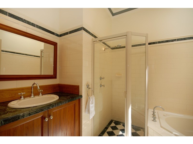 45 Newland Street, Victor Harbor SA 5211