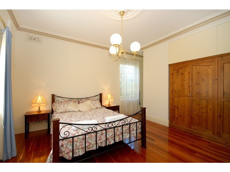 45 Newland Street, Victor Harbor SA 5211