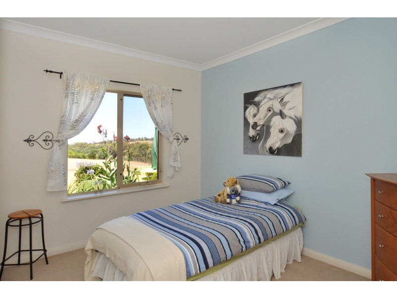 29 Brook Road, Lower Inman Valley SA 5211