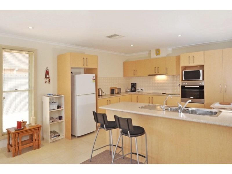 3/5 San Remo Court, Encounter Bay SA 5211
