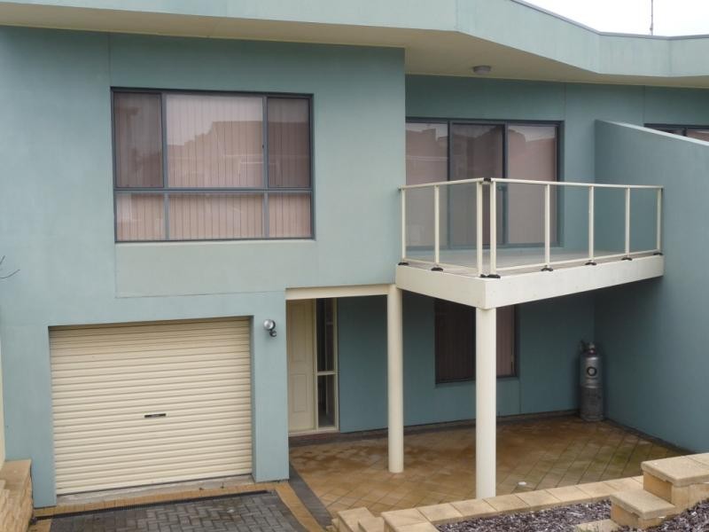 Unit 10 A/10B Cherington Road, Mccracken SA 5211