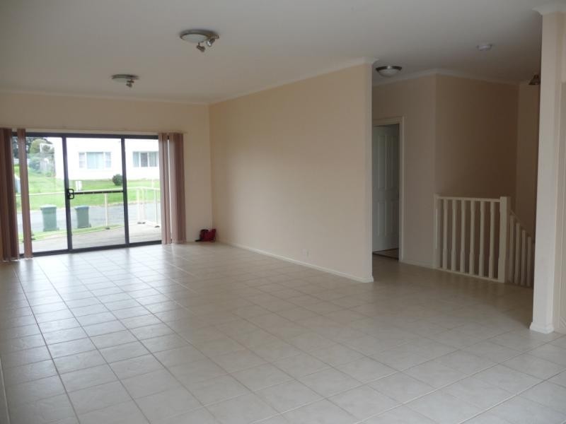 Unit 10 A/10B Cherington Road, Mccracken SA 5211