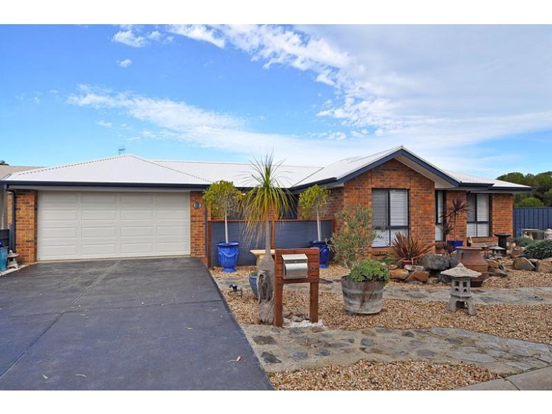 8 Beverley Grove, Encounter Bay SA 5211