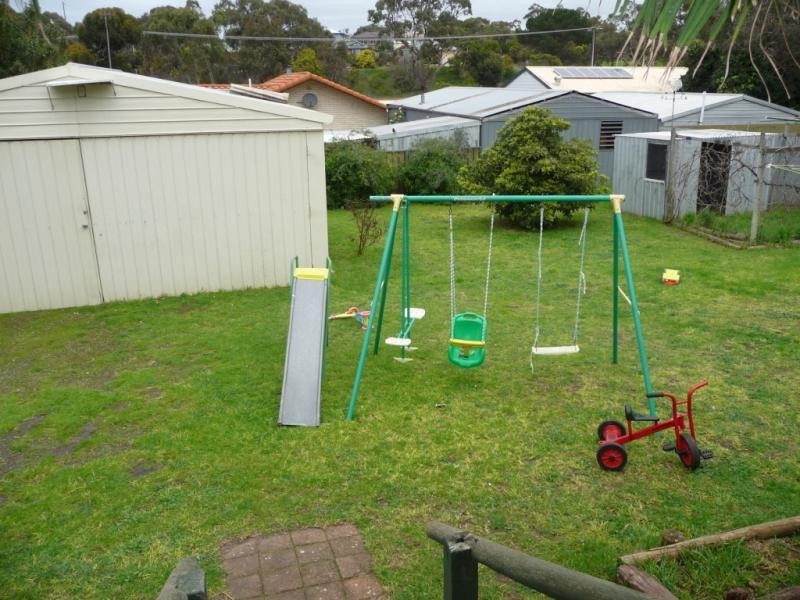 13 Folkestone Terrace, Victor Harbor SA 5211