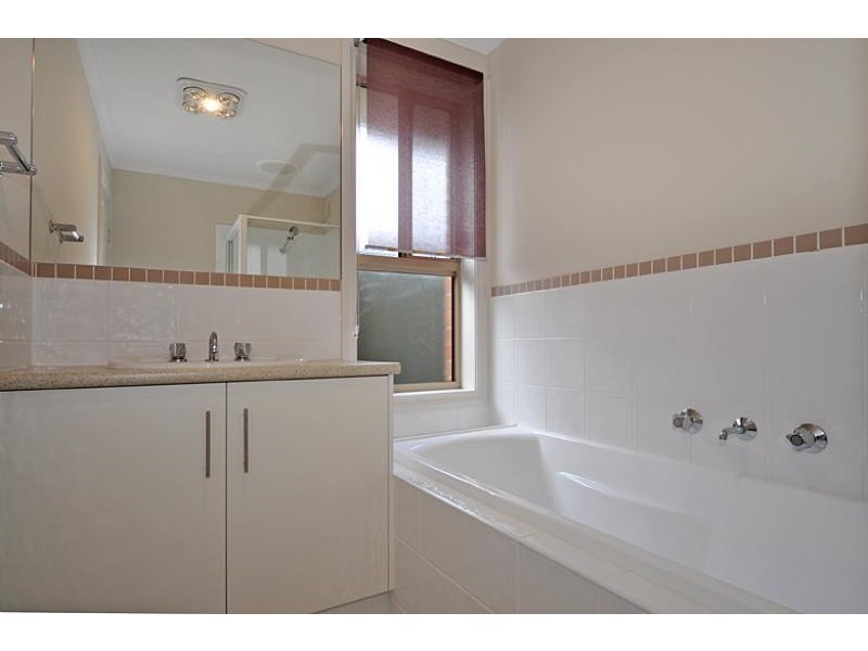 61 Sweetman Avenue, Encounter Bay SA 5211