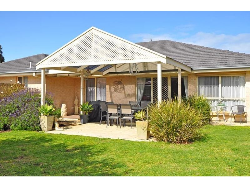 13 Africaine Drive, Mccracken SA 5211