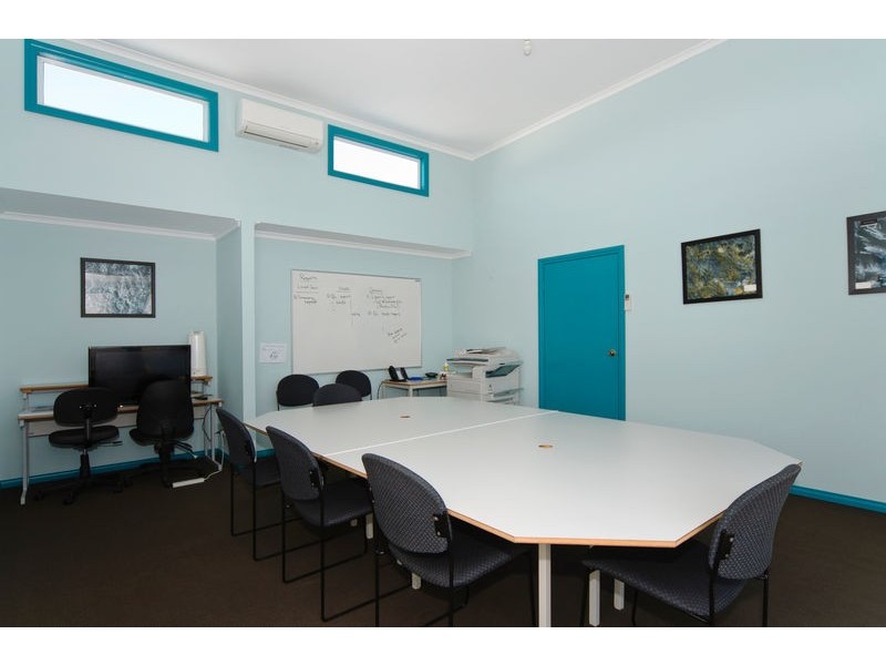 4 -6 George Main Road, Victor Harbor SA 5211