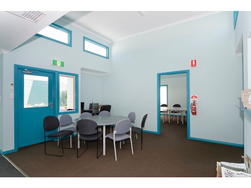4 -6 George Main Road, Victor Harbor SA 5211