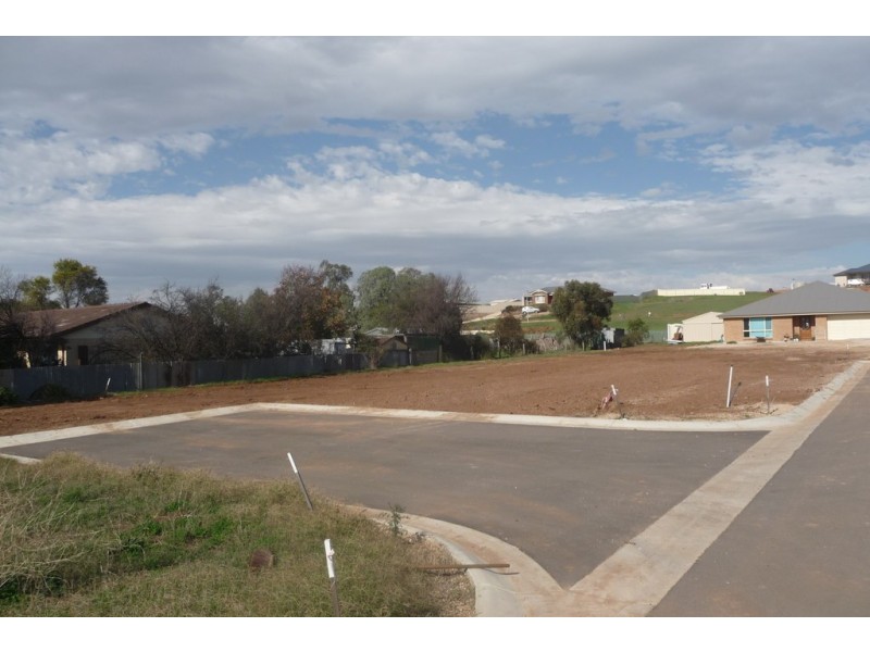 2/70 and 3/70 Ashbourne Road, Strathalbyn SA 5255