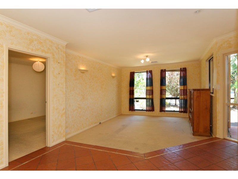 12 Coromandel Drive, Mccracken SA 5211