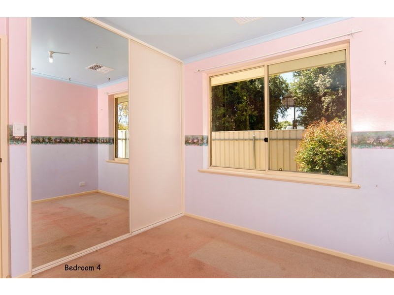 12 Coromandel Drive, Mccracken SA 5211