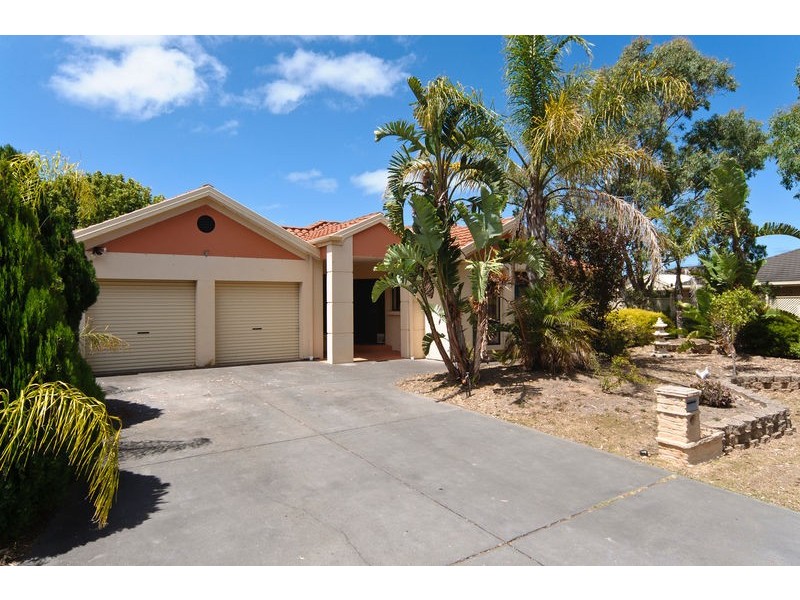 12 Coromandel Drive, Mccracken SA 5211