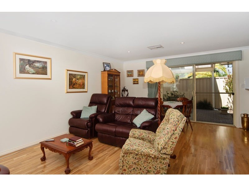 4a Churchill Road, Victor Harbor SA 5211