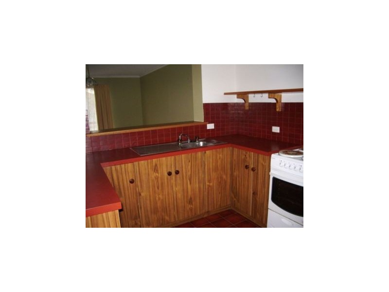 64 Bartel Blvd, Victor Harbor SA 5211