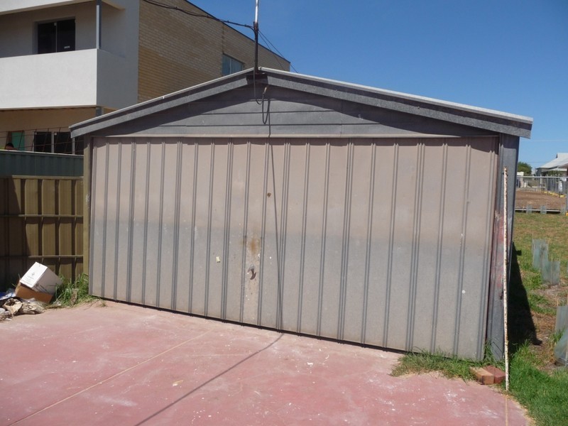 3 Peace Ave, Victor Harbor SA 5211