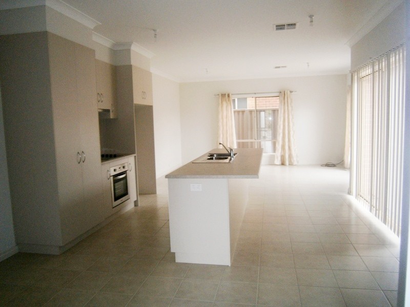 6A Graham Street, Victor Harbor SA 5211