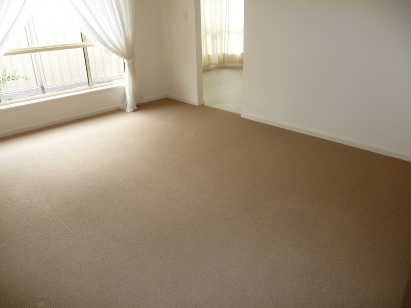 11 Drummond Cct, Hayborough SA 5211