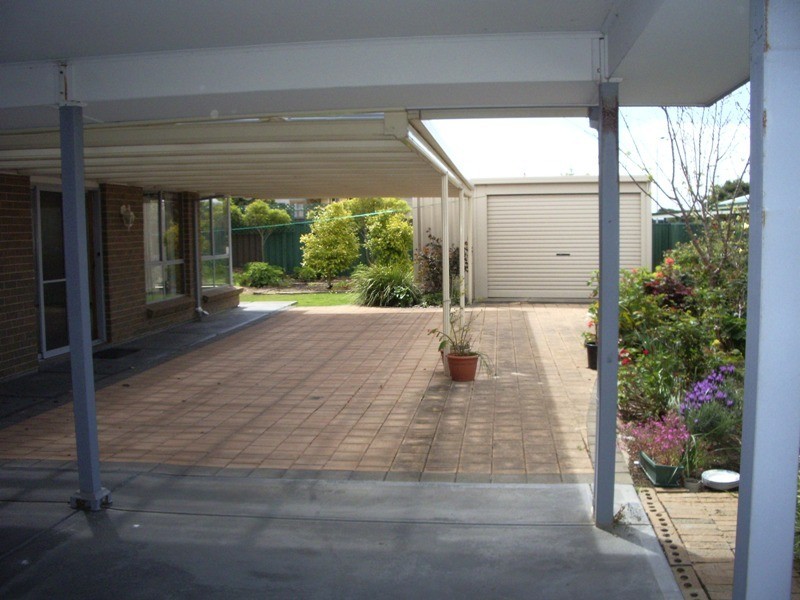 10 Pollard Ct, Encounter Bay SA 5211