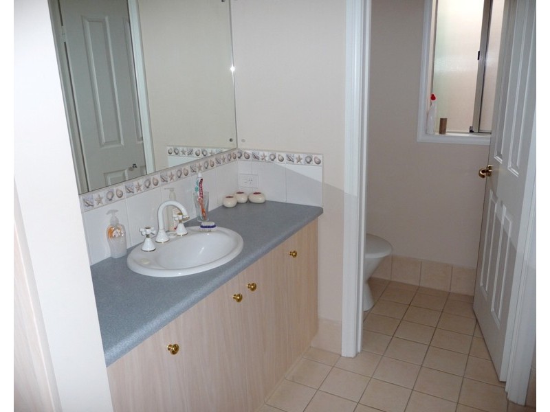 12 Robb St, Encounter Bay SA 5211