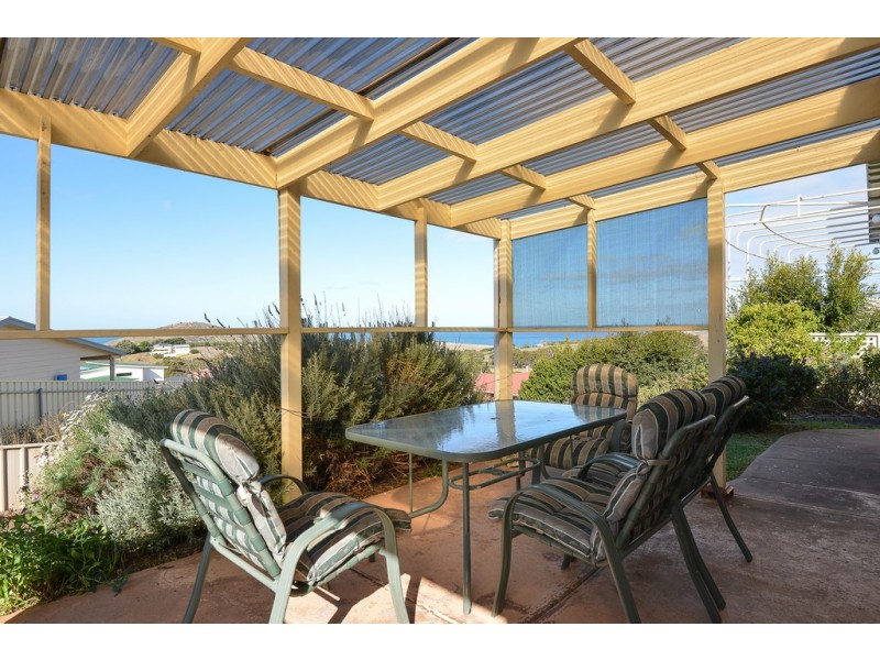 16 Three Gullies Road, Encounter Bay SA 5211