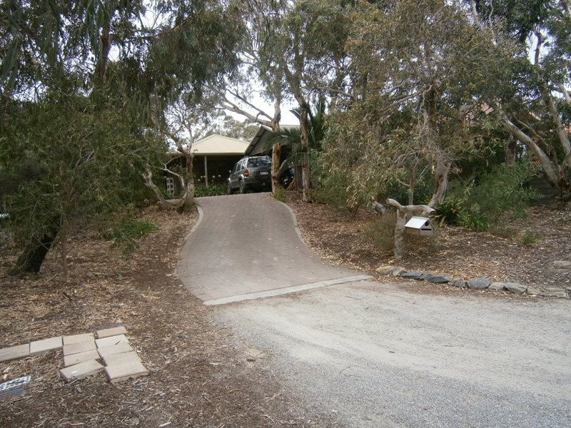 18 Altman Ave, Victor Harbor SA 5211