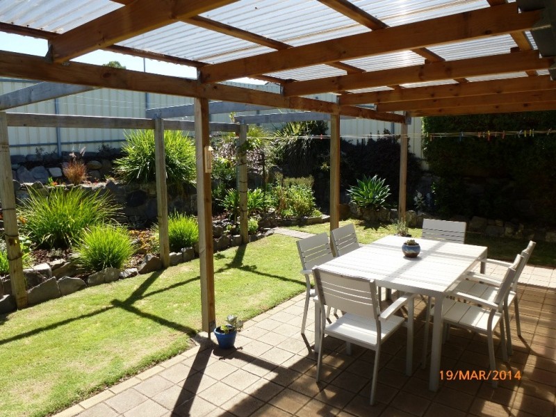 2 Cygnet Ct, Encounter Bay SA 5211
