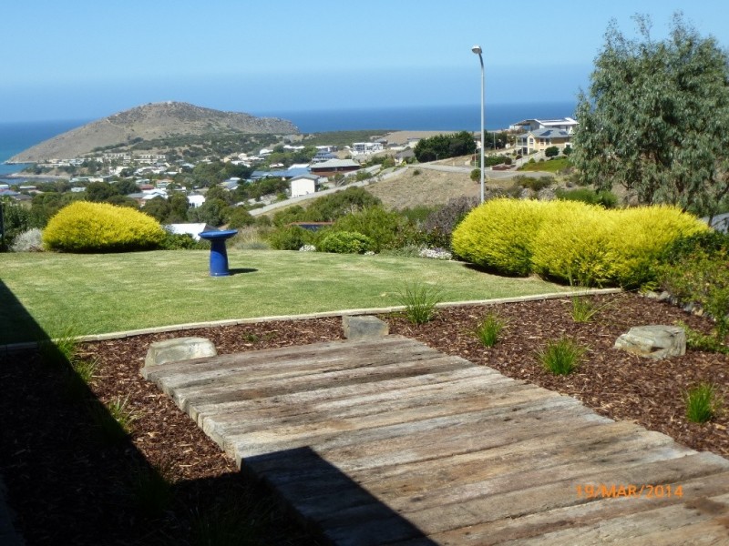 2 Cygnet Ct, Encounter Bay SA 5211