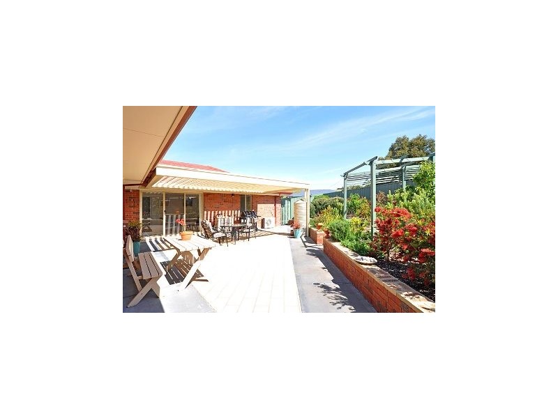 32 Tripp Street, Encounter Bay SA 5211