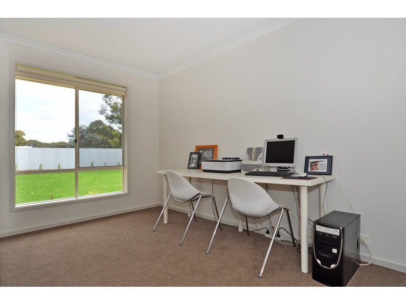 9 Dinan Road, Mccracken SA 5211