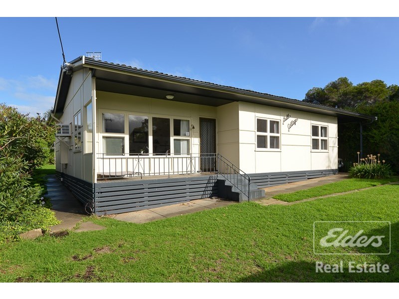 19 Whalers Rd, Encounter Bay SA 5211