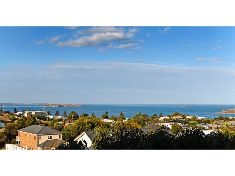 17 Bell Court, Encounter Bay SA 5211