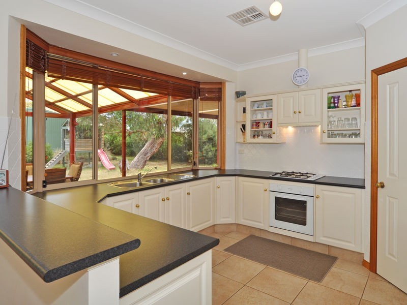 22 Stockridge Rd, Victor Harbor SA 5211