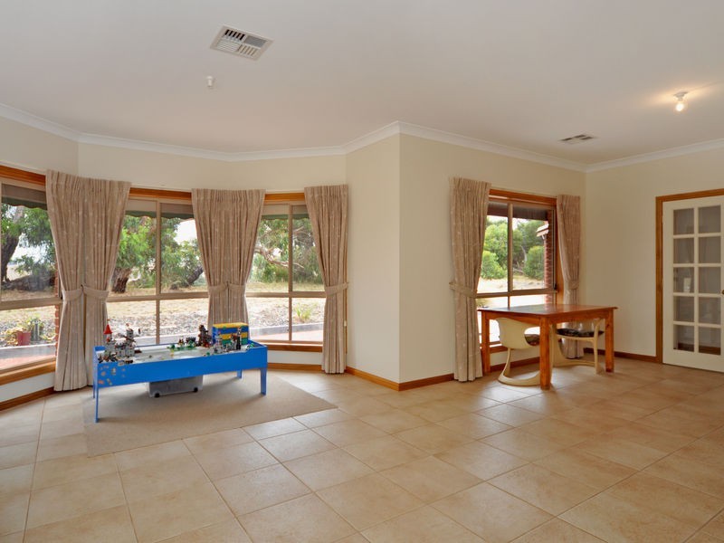 22 Stockridge Rd, Victor Harbor SA 5211