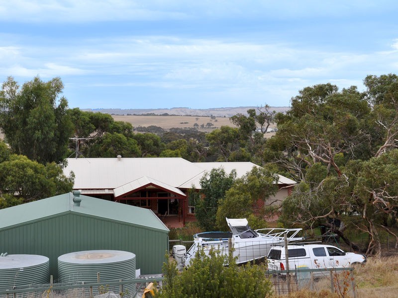 22 Stockridge Rd, Victor Harbor SA 5211