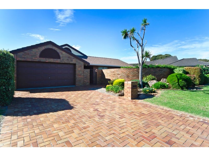 4 Clipper Court, Encounter Bay SA 5211