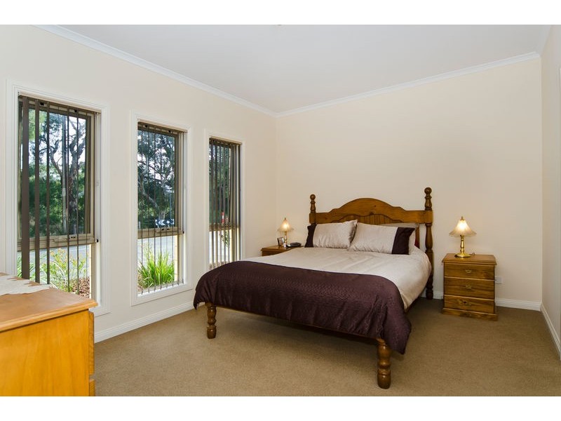 22 Oval Road, Victor Harbor SA 5211