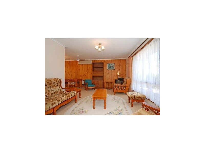 19 Dodson Rd, Encounter Bay SA 5211