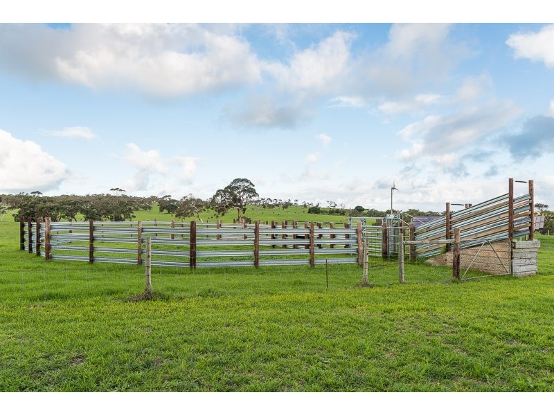 70 Sawpit Gully Road (off of Sawpit Road), Victor Harbor SA 5211
