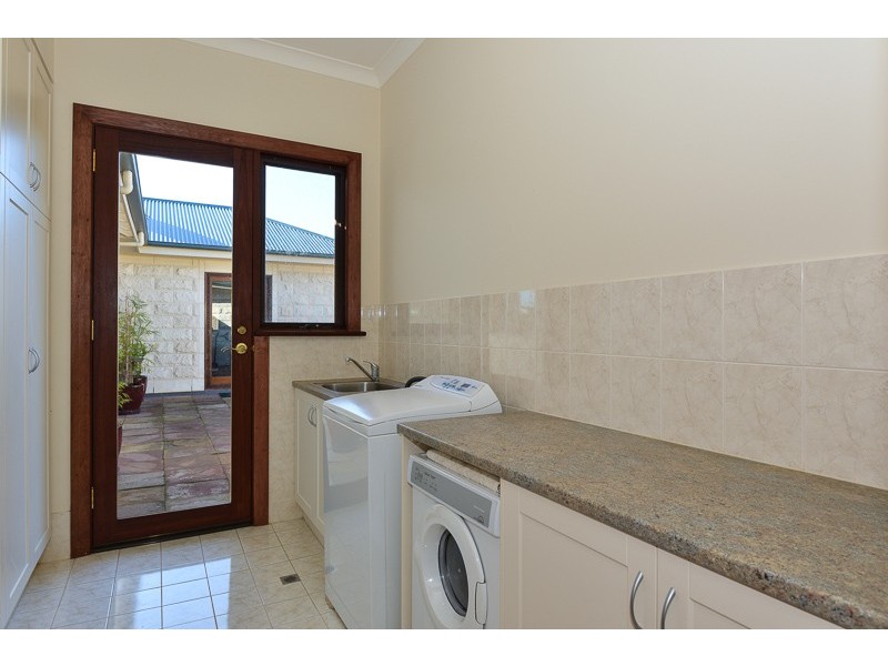 70 Sawpit Gully Road (off of Sawpit Road), Victor Harbor SA 5211