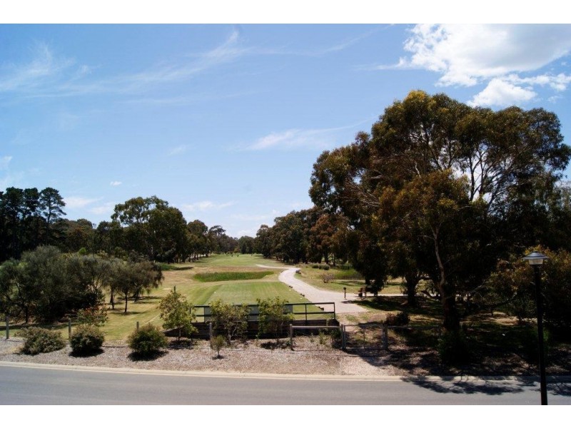 3 Jasmin Dr, Victor Harbor SA 5211